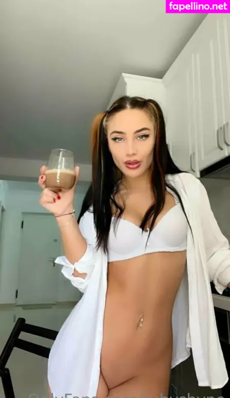 Rubyshyne OnlyFans Thumbnail #l3pr0tMSp7