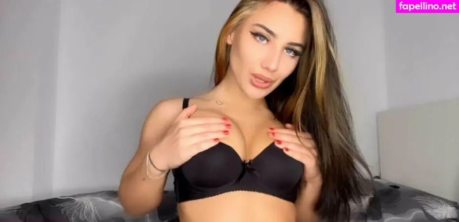 Rubyshyne OnlyFans Thumbnail #yrd32rvWeE