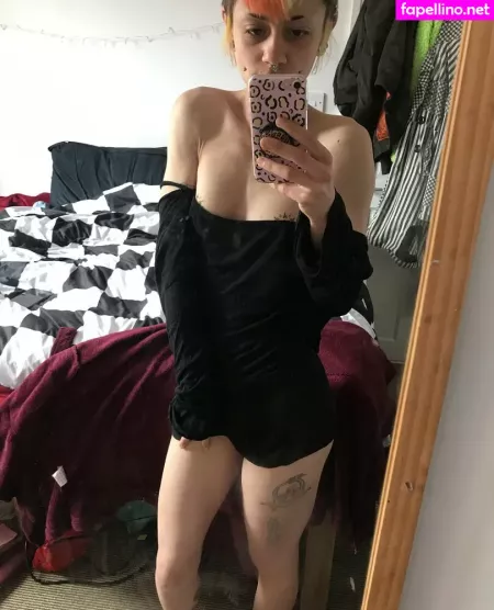 Rudecrudenfree OnlyFans Thumbnail #61qikn5cZn