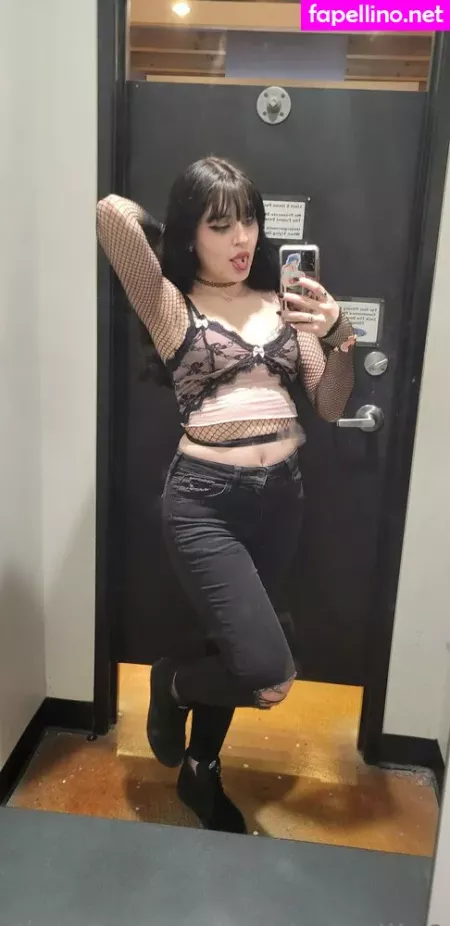 Rue Hernandez OnlyFans Thumbnail #Yz2PQWhCa4