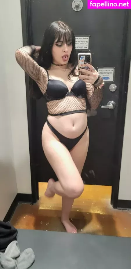 Rue Hernandez OnlyFans Thumbnail #uBbAfRA9Vs