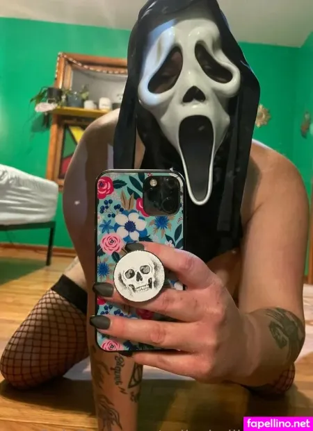 Rue696969 OnlyFans Thumbnail #6h1ymhb2fu