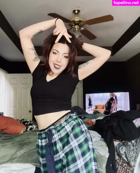 Rueeruee OnlyFans Thumbnail #rGDhI0Itxm