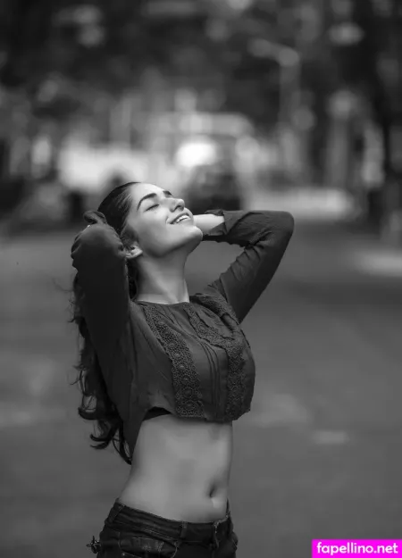 Ruhani Sharma OnlyFans Thumbnail #kRksA8XNaW