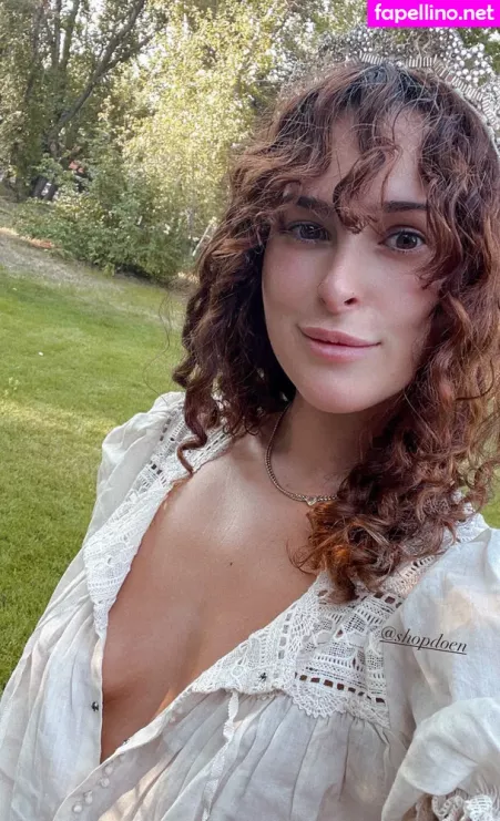 Rumer Willis OnlyFans Thumbnail #1qBd8BeAqf