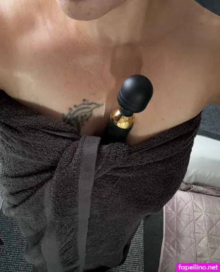 Ruralhotfox OnlyFans Thumbnail #mepM3bAvMf