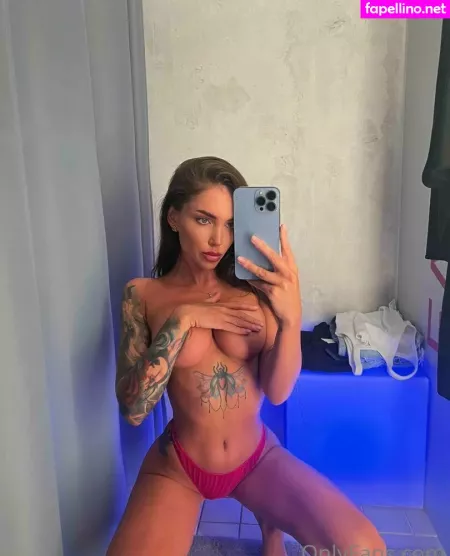 Rusmeganfox OnlyFans Thumbnail #fDU4OOoq4q