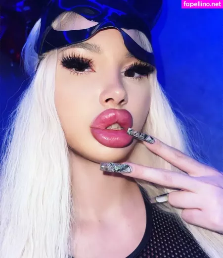 Russian Bomba Tut OnlyFans Thumbnail #cEEo93JEC7