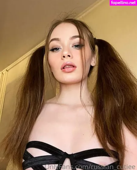 Russian Cutiee OnlyFans Thumbnail #4Q1Zbggfa0