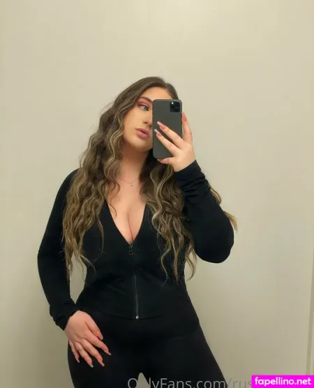 Russiangirlx OnlyFans Thumbnail #0UVo0wWSMN