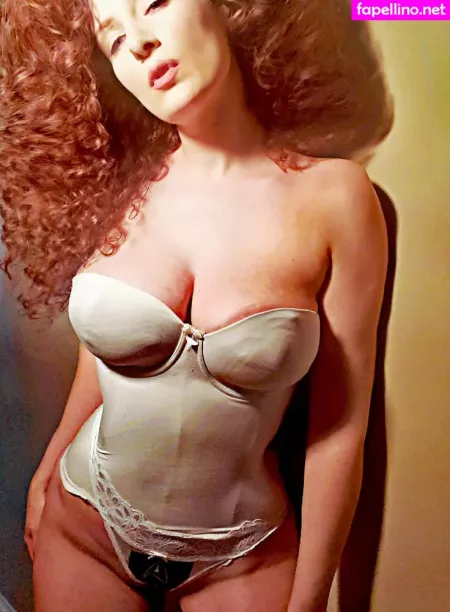 Ruth Boehm OnlyFans Thumbnail #o8l6F6LA3e