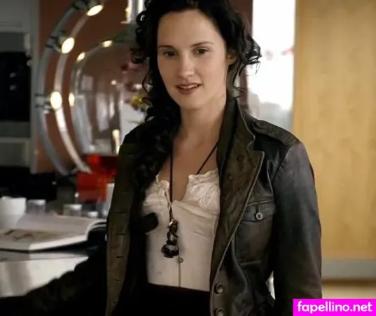 Ruth Bradley OnlyFans Thumbnail #0Twi4Vn4vu