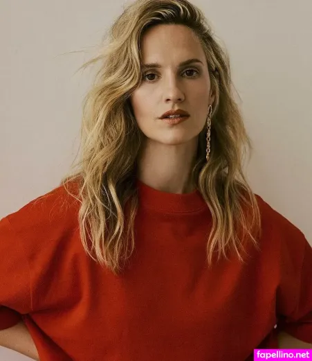 Ruth Bradley OnlyFans Thumbnail #5wGum9wn00