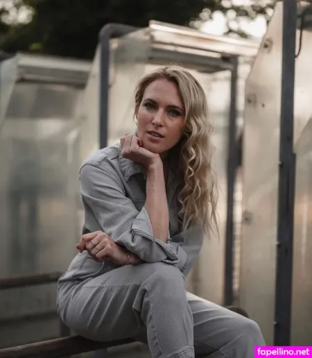 Ruth Hofmann OnlyFans Thumbnail #7MSpY6FVfu