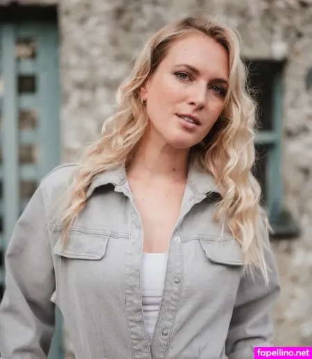 Ruth Hofmann OnlyFans Thumbnail #Wc8rvt6coD