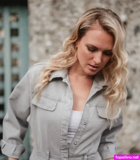 Ruth Hofmann OnlyFans Thumbnail #tDgHWK2zUU