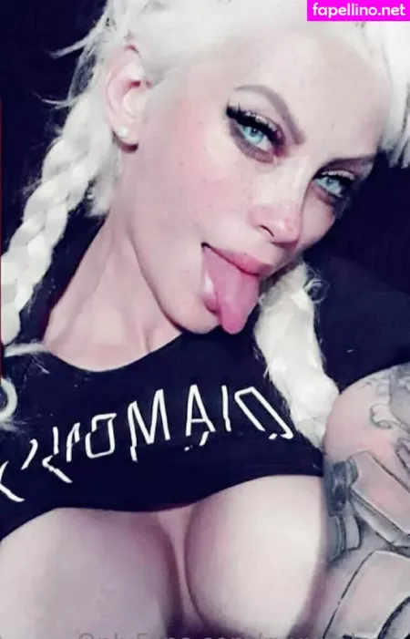 Ruxxxalove OnlyFans Thumbnail #y8pY4eGtOX