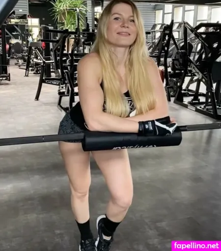 Ruzhena Bedzir OnlyFans Thumbnail #mkBfbFHTwW