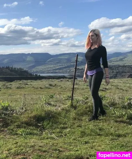 Ryanne Redd OnlyFans Thumbnail #DMTkcXdTfK