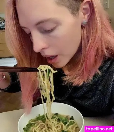 Ryanne Redd OnlyFans Thumbnail #E5bLM4rCzu