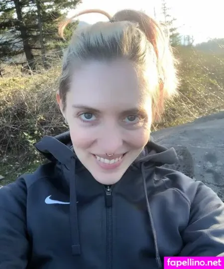 Ryanne Redd OnlyFans Thumbnail #iUnvIpAGeN