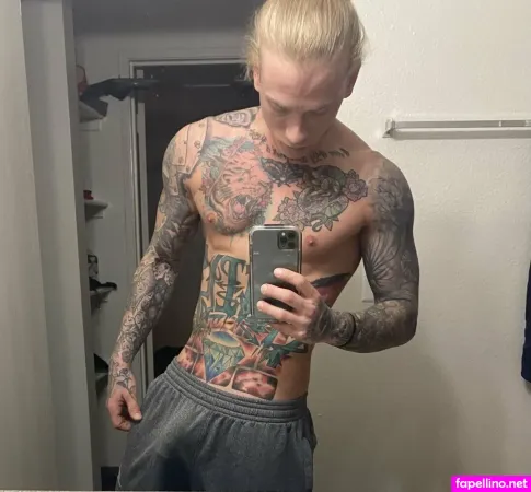 Ryanscottxxxfree OnlyFans Thumbnail #DyEILMtwsy