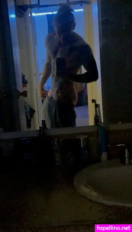 Ryanscottxxxfree OnlyFans Thumbnail #sBDpIzsEpL