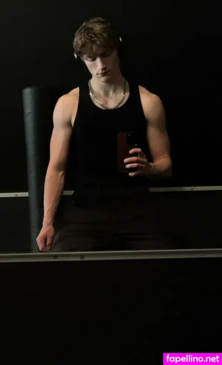 Ryder Knightly OnlyFans Thumbnail #IH2E136IHv