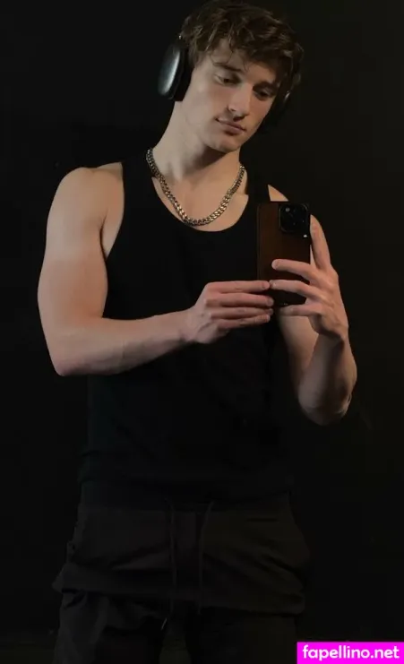 Ryder Knightly OnlyFans Thumbnail #RlwV5zow7r