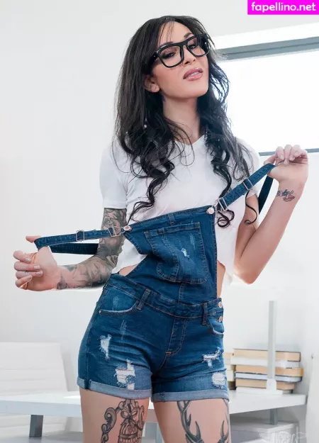 Ryder Monroe OnlyFans Thumbnail #5da1LWMCTc