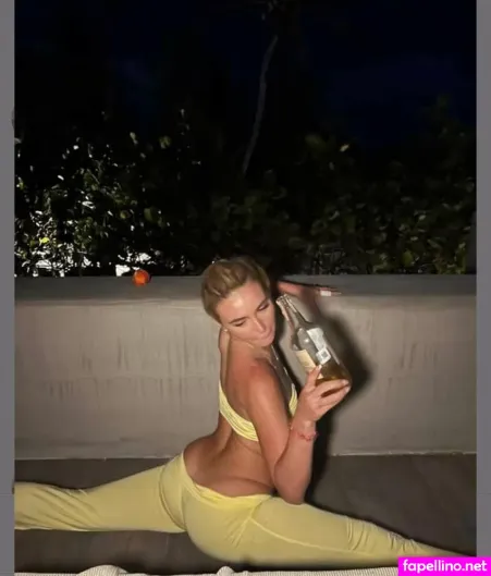 Rylee Martell OnlyFans Thumbnail #KvpUiDqYVT