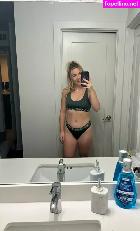 Ryleerex OnlyFans Thumbnail #GakjXsg8rb