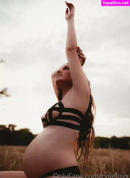 Ryliefoxx OnlyFans Thumbnail #kchQCJ7Sxz