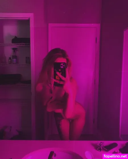 Ryliegracee OnlyFans Thumbnail #FFD6Snf6Bo