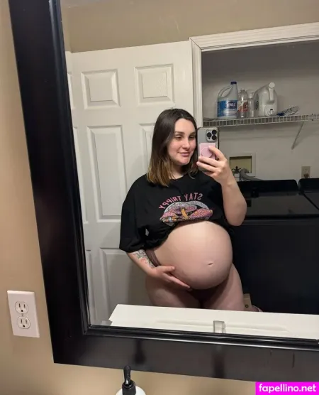 Ryliehaze OnlyFans Thumbnail #EymwMUDEcG