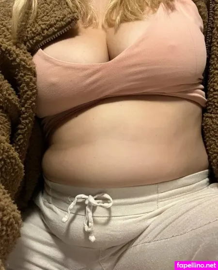 Ryliehazefeedee OnlyFans Thumbnail #1BfePE9vTE