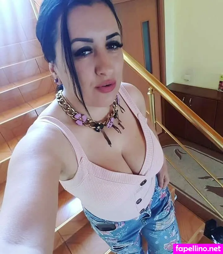 boabflowerfree, ryma.ayed, rymaayed Nude Leaked OnlyFans Photo #k42sjCXmKL