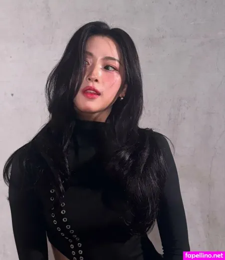 Ryujin OnlyFans Thumbnail #nFt2L7WT9K