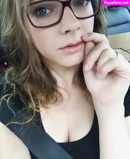 S B 1994 OnlyFans Thumbnail #Us5lf4WW1L