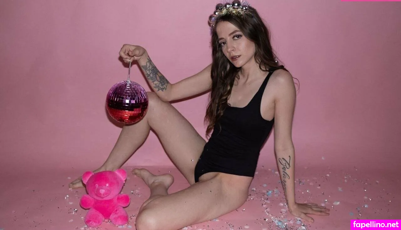 iamshaunie, s_henderson69 Nude Leaked OnlyFans Photo #Qbf8IRdm2E