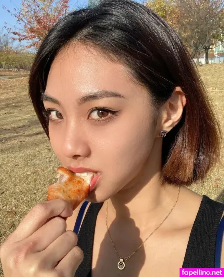 S Kim OnlyFans Thumbnail #fHjKzRKxgU