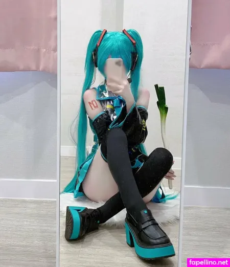 S Rodol 2 OnlyFans Thumbnail #qsEUuj7EV4