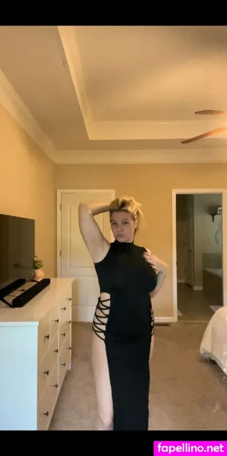 S Xypineapples OnlyFans Thumbnail #2gBarzP6F7