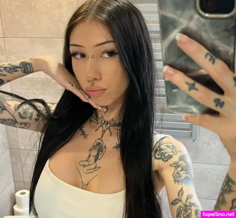 S11phie OnlyFans Thumbnail #o4TlTJPCqA