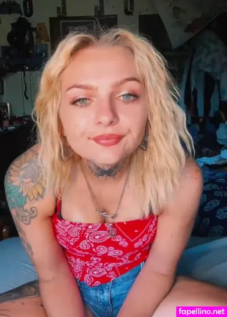 S1imsadie13 OnlyFans Thumbnail #HuHIMFreyK