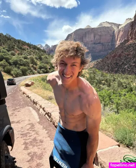 S1monpetrikov OnlyFans Thumbnail #XvUBFhEJSS