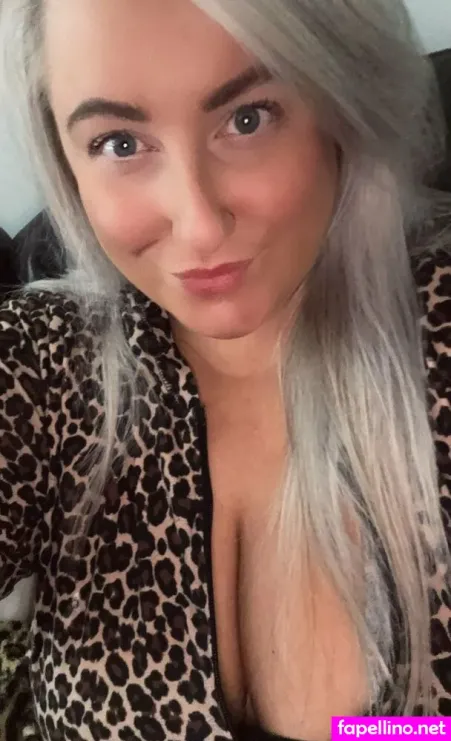 S4r4htait OnlyFans Thumbnail #BzY2VbGTGj