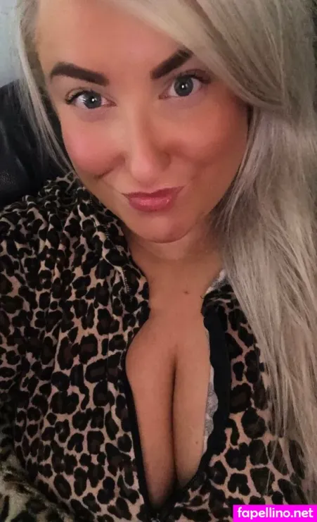 S4r4htait OnlyFans Thumbnail #lNrYIsYt22