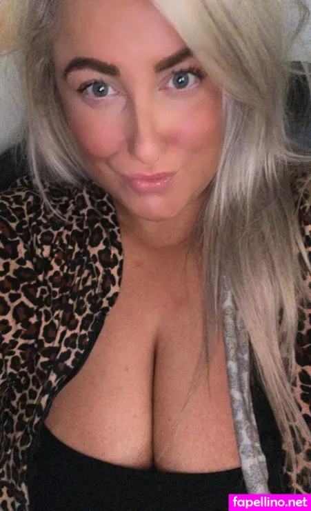 S4r4htait OnlyFans Thumbnail #ubnDuJSESa