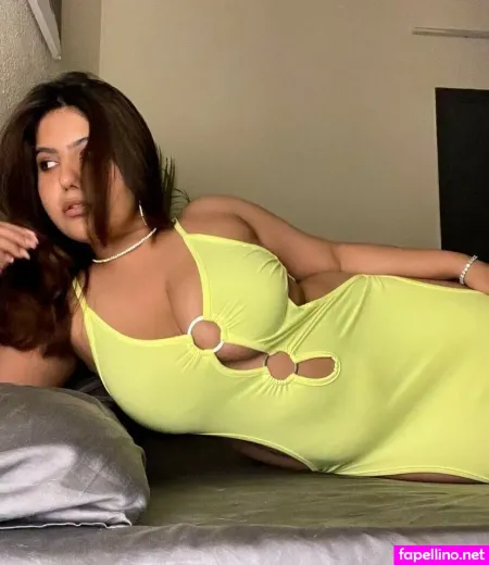 Saachi Sood OnlyFans Thumbnail #TwKx79L46B